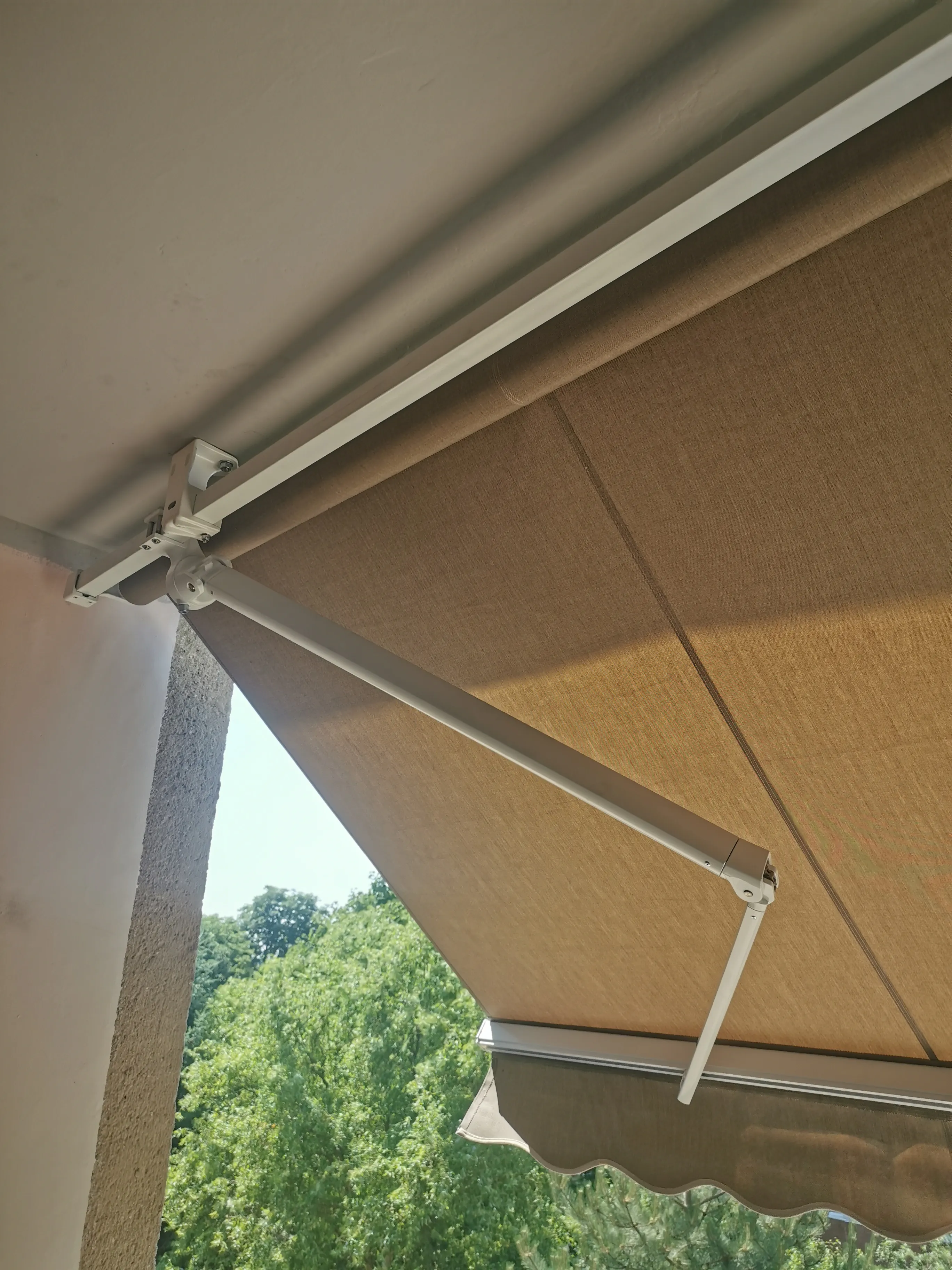 Napellenző szerelés 1