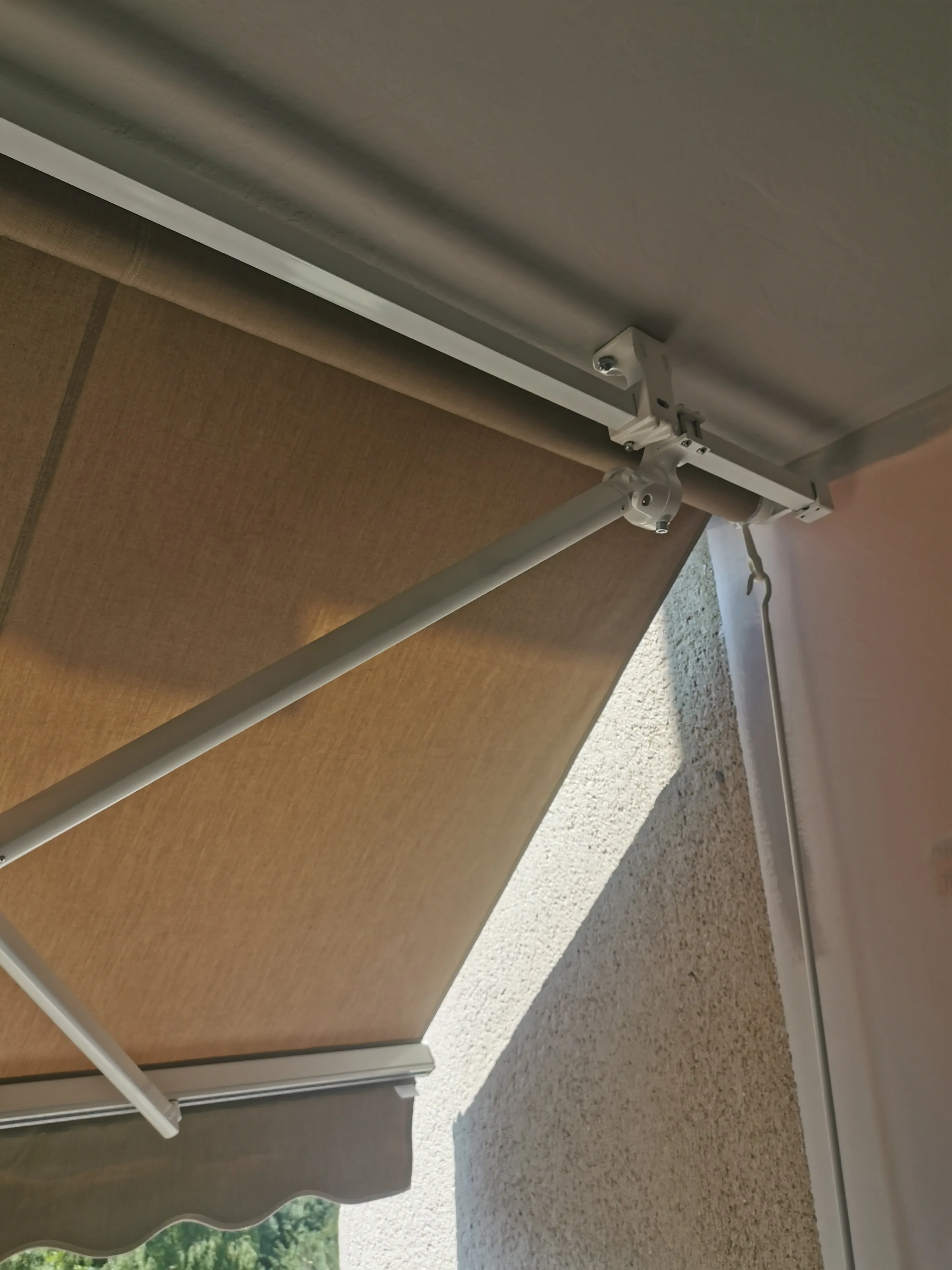 Napellenző szerelés 2